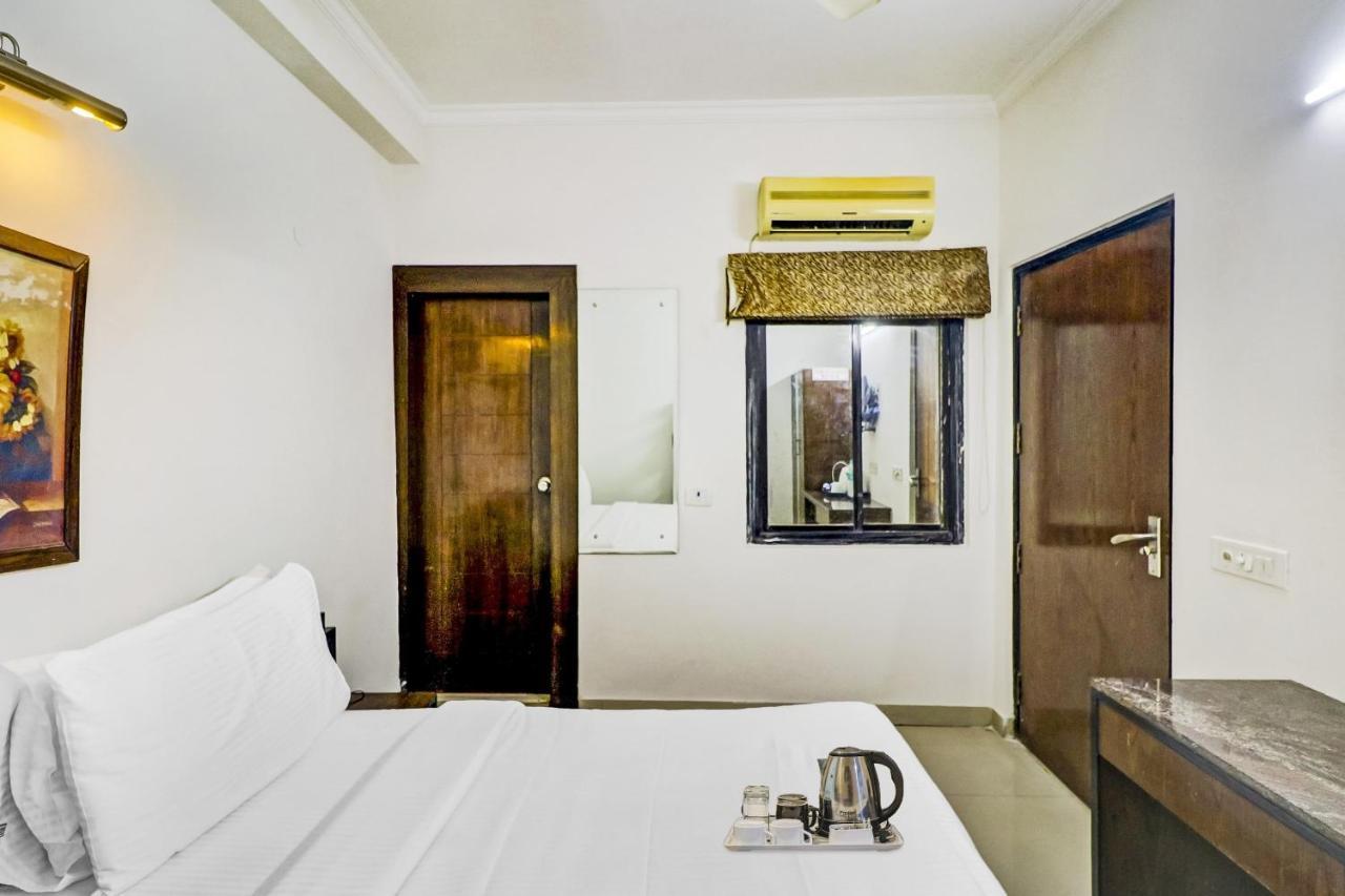 Hotel Townhouse 517 La Sapphire Near Delhi Airport Neu-Delhi Exterior foto
