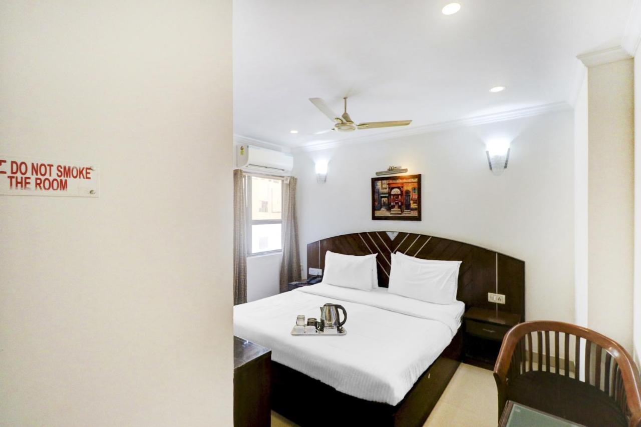 Hotel Townhouse 517 La Sapphire Near Delhi Airport Neu-Delhi Exterior foto