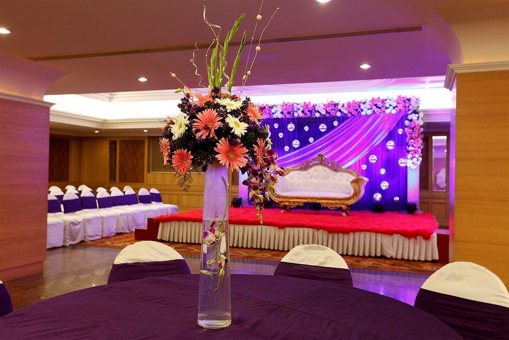 Hotel Townhouse 517 La Sapphire Near Delhi Airport Neu-Delhi Exterior foto